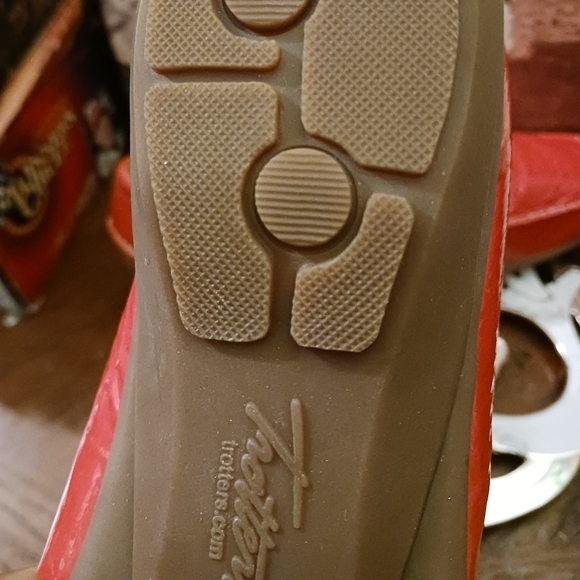 Trotters Leather Orange loafer shoes New!,Size 10W, 🥿Vintage Gift.🎁 💝 - Picture 10 of 16